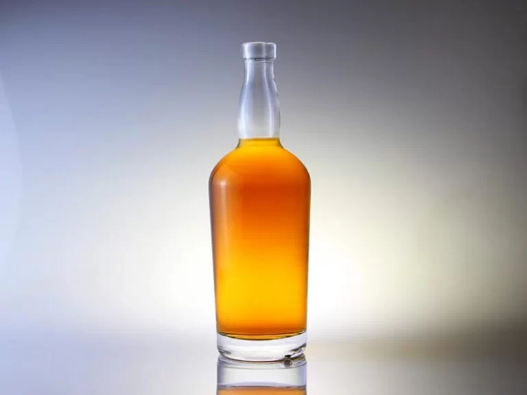 750ml Classic Size Rum Bottle